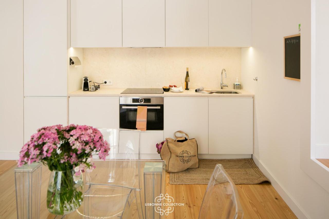 Designer Apartment With Pool By Lovelystay ลิสบอน ภายนอก รูปภาพ